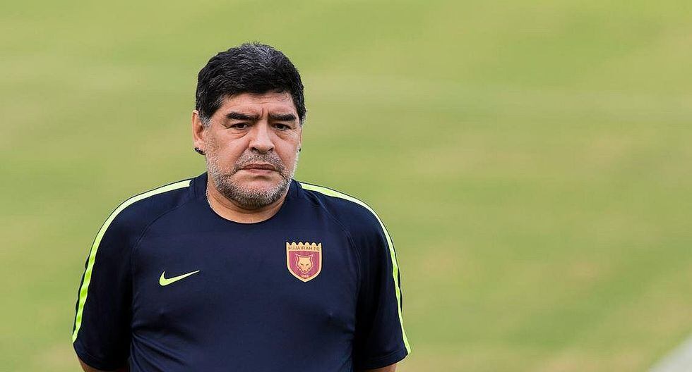 Maradona aguarda en Colombia para ser operado de la rodilla izquierda