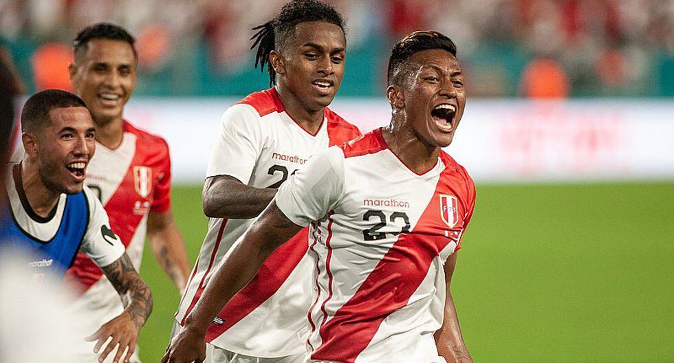 Juan Carlos Oblitas: "Tenemos equipo para ganar la Copa América"