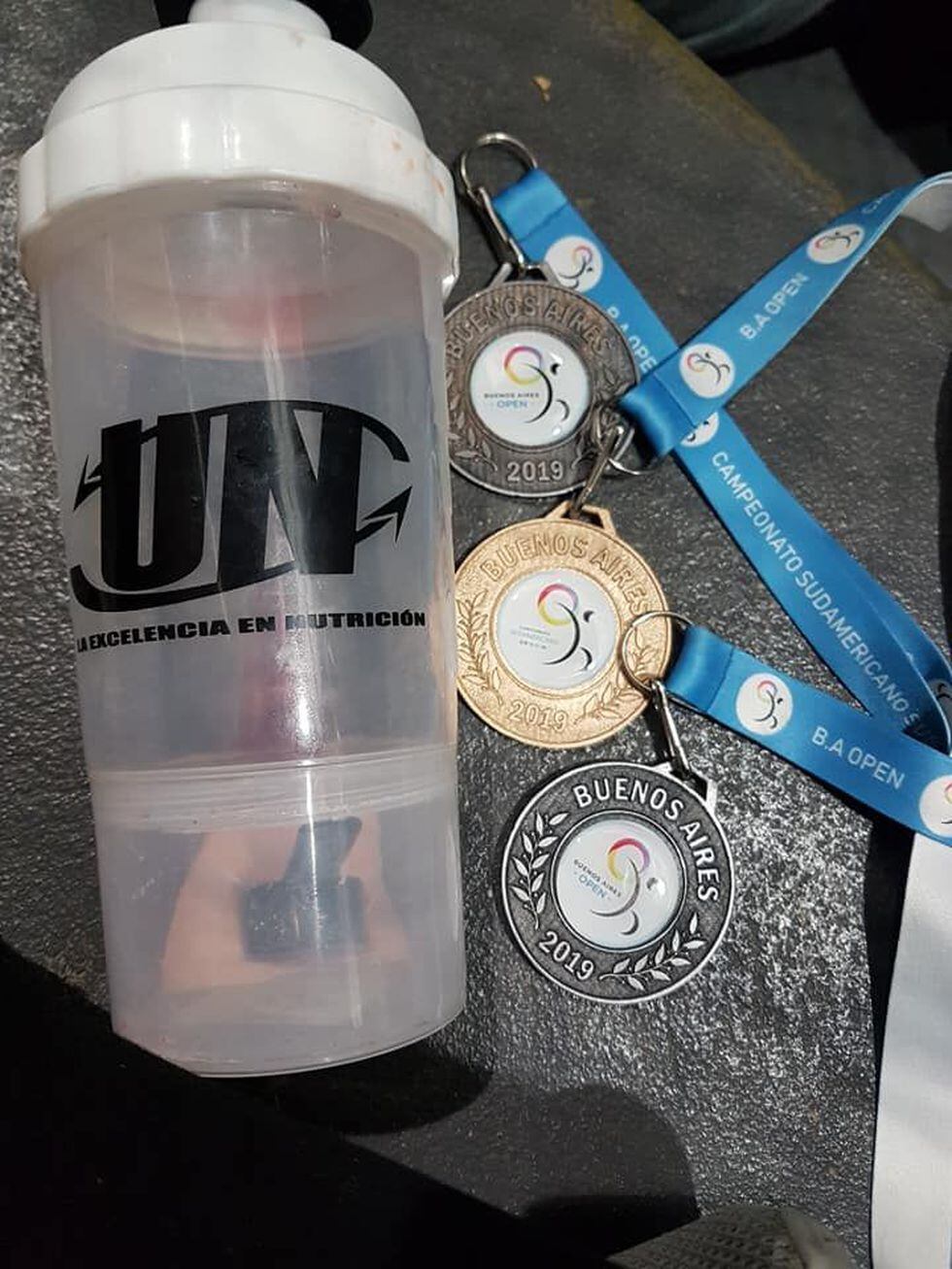 Las tres medallas que ganó Fiorella Cueva.