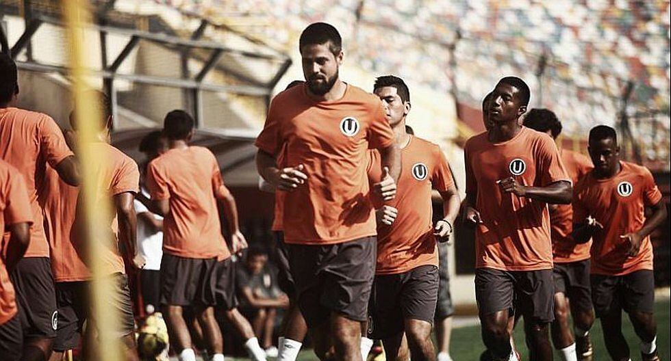 Los cremas alegres por jugar al lado de Pirlo