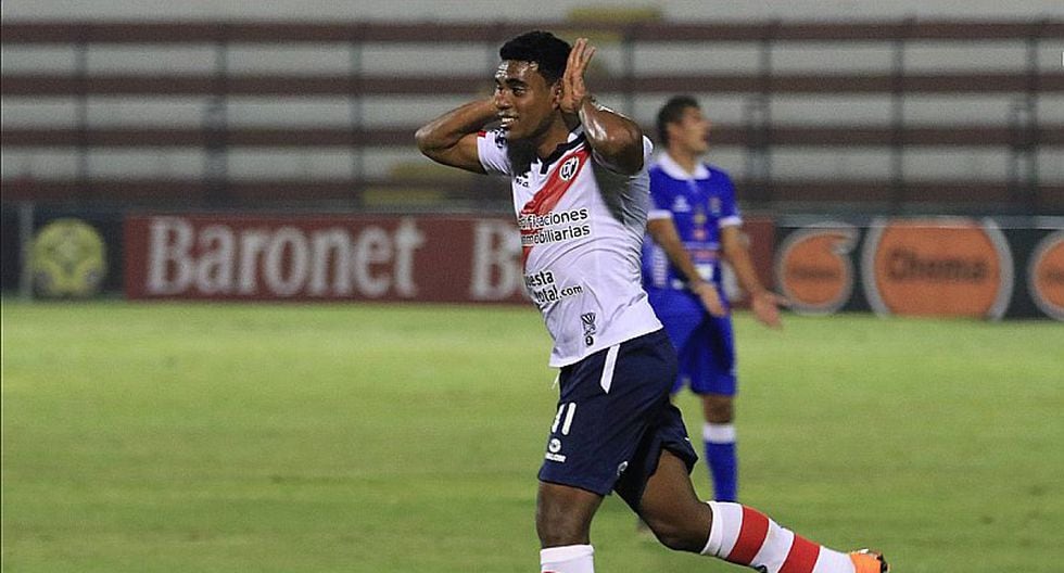 Torneo de Verano: Municipal bajó de las nubes a Binacional al golearlo 4-0