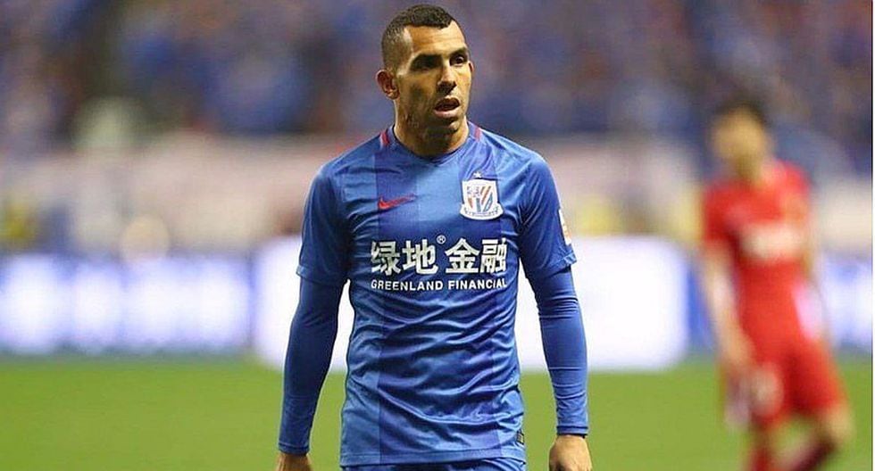 Tevez volvió a jugar por Shanghai Shenhua y se quedó sin técnico