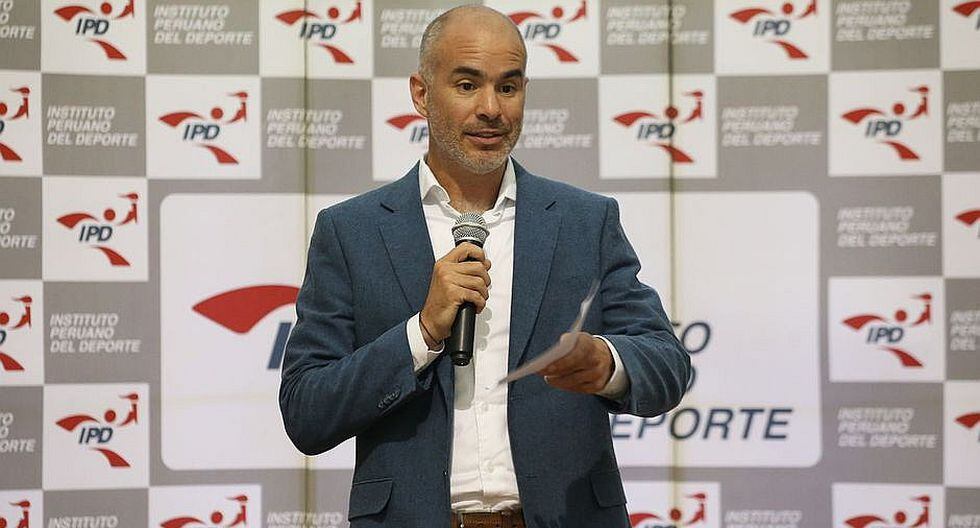 Presidente del IPD renuncia al cargo tras escándalo por retiro de apoyo a los deportistas