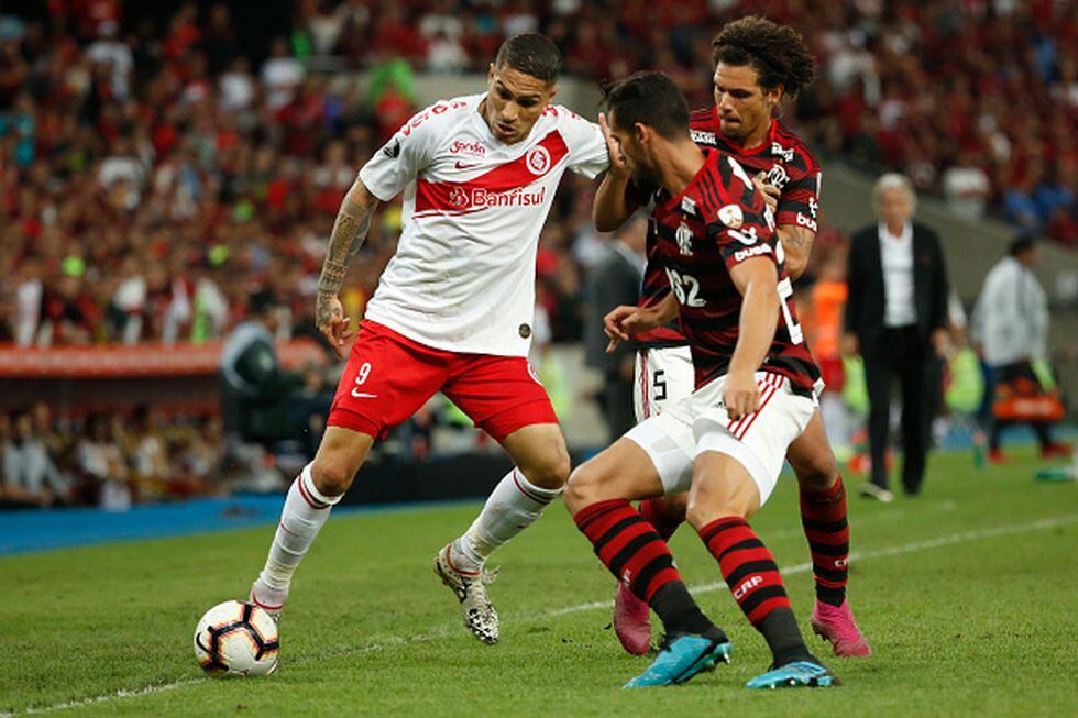 Internacional vs. Botafogo EN VIVO EN DIRECTO ONLINE ver Premiere TV Brasileirao (Photo by Bruna Prado)