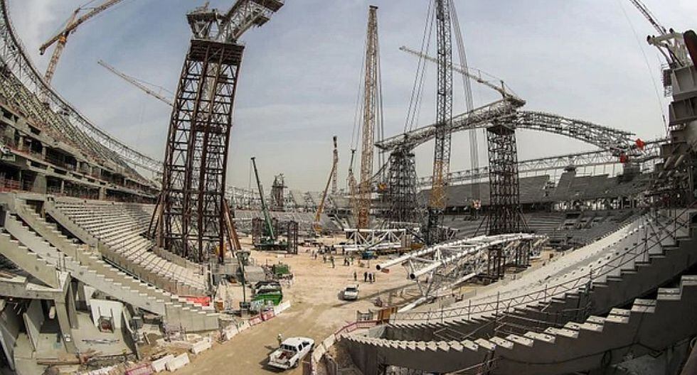 Qatar 2022: Obrero falleció en plena construcción de estadio